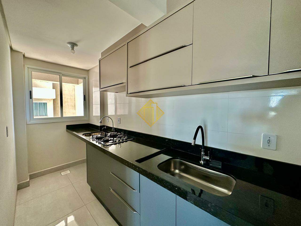 Apartamento para aluguel no Pioneiros Catarinenses: 