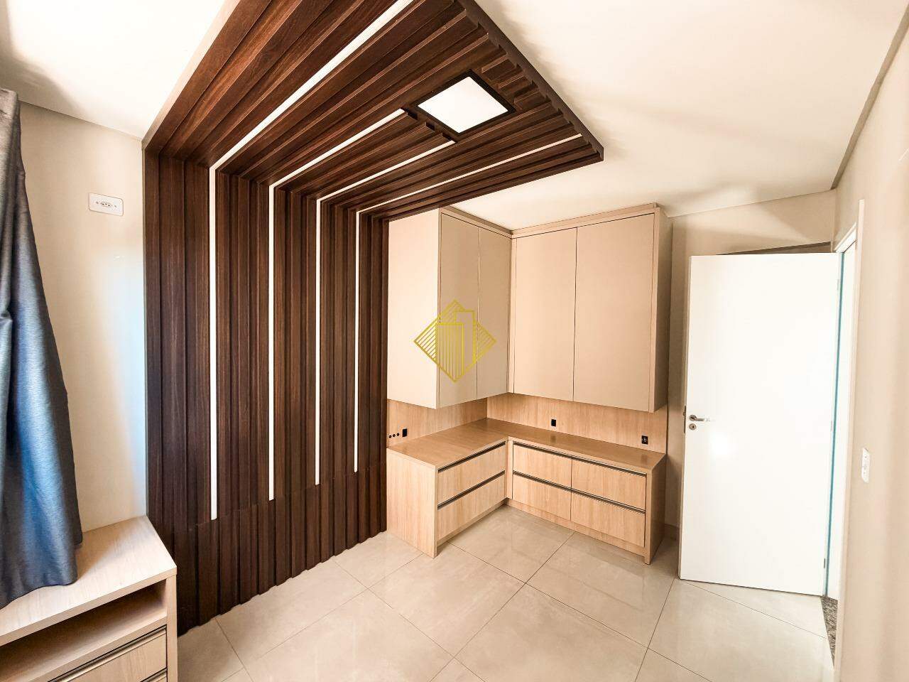 Apartamento para aluguel no Pioneiros Catarinenses: 