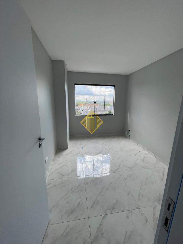 Apartamento à venda no Universitário: 