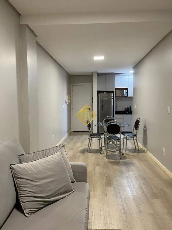 Apartamento para aluguel no Pacaembu: 