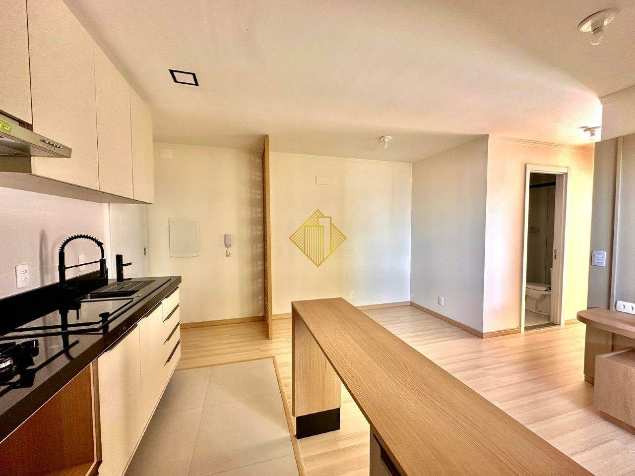 Apartamento para aluguel no Centro: 