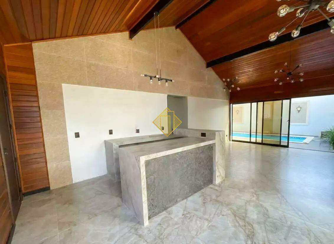 Casa à venda no Recanto Tropical: 
