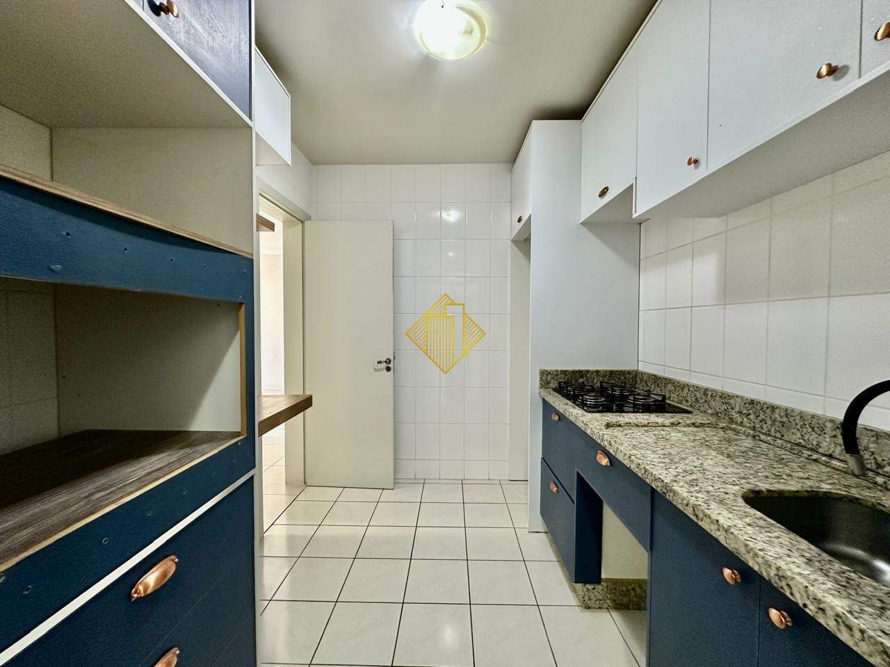 Apartamento para aluguel no Country: 
