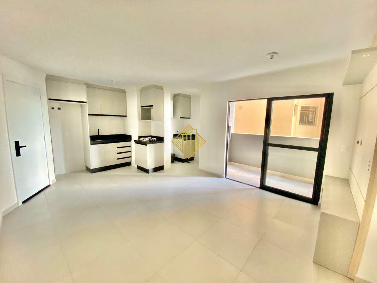 Apartamento para aluguel no Centro: 