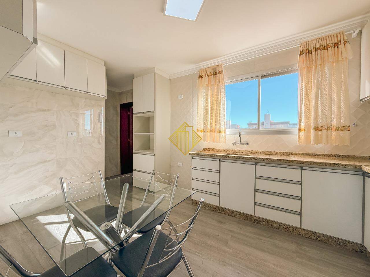 Apartamento para aluguel no Centro: 