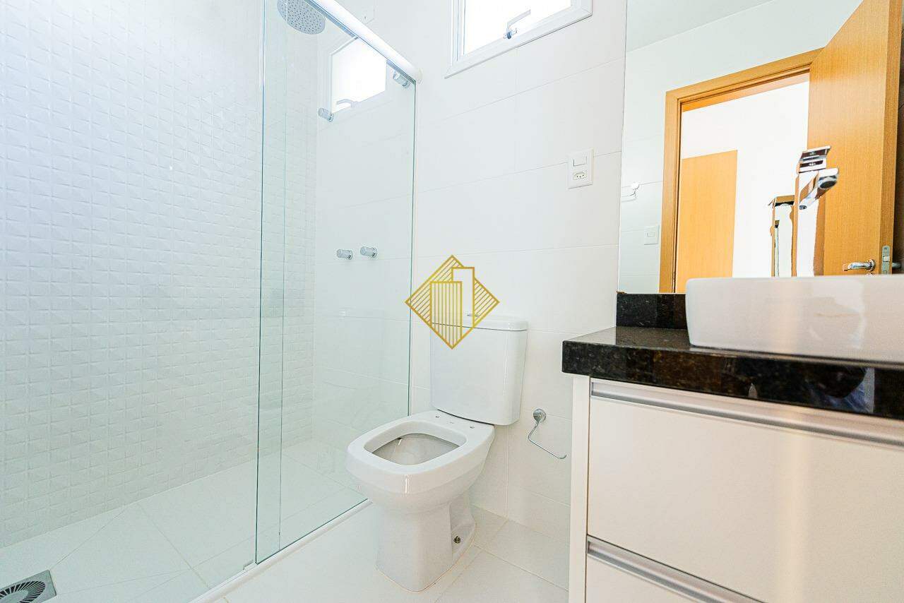 Apartamento à venda no Centro: Bwc Suíte