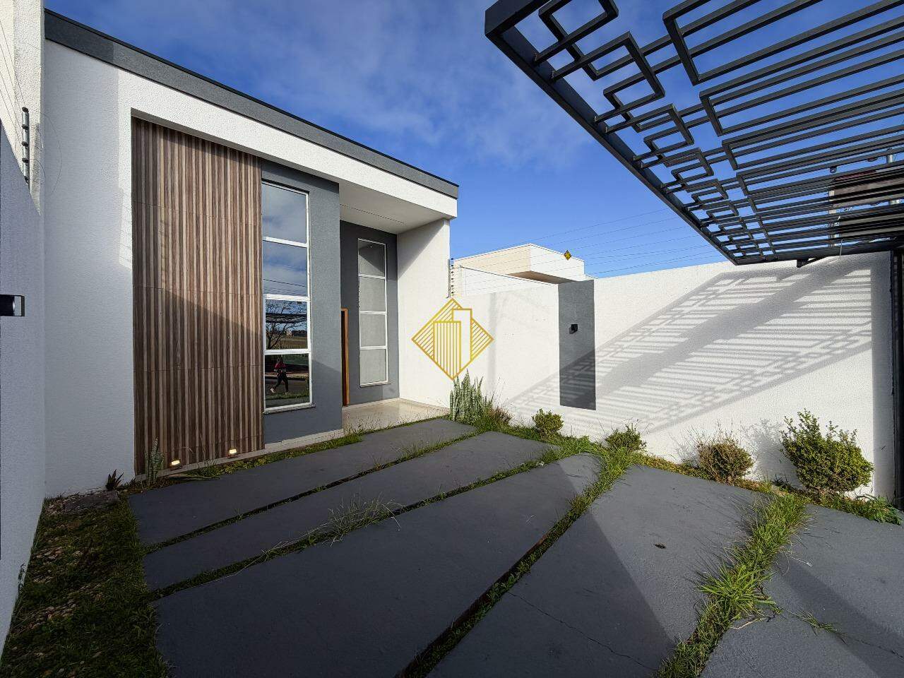 Casa para aluguel no Jardim Veredas: 