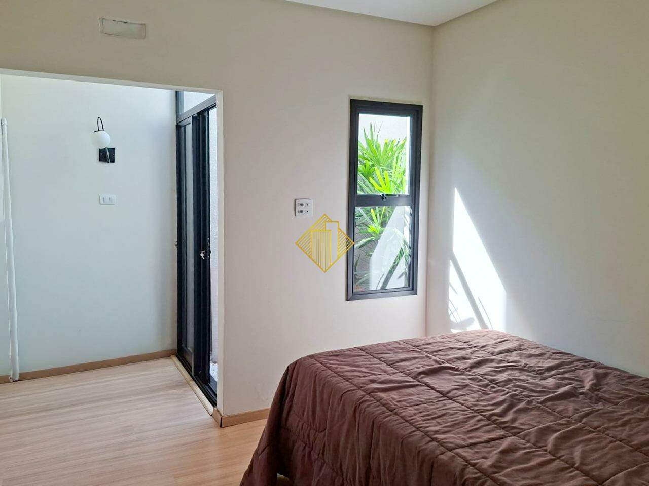 Casa à venda no Universitário: 