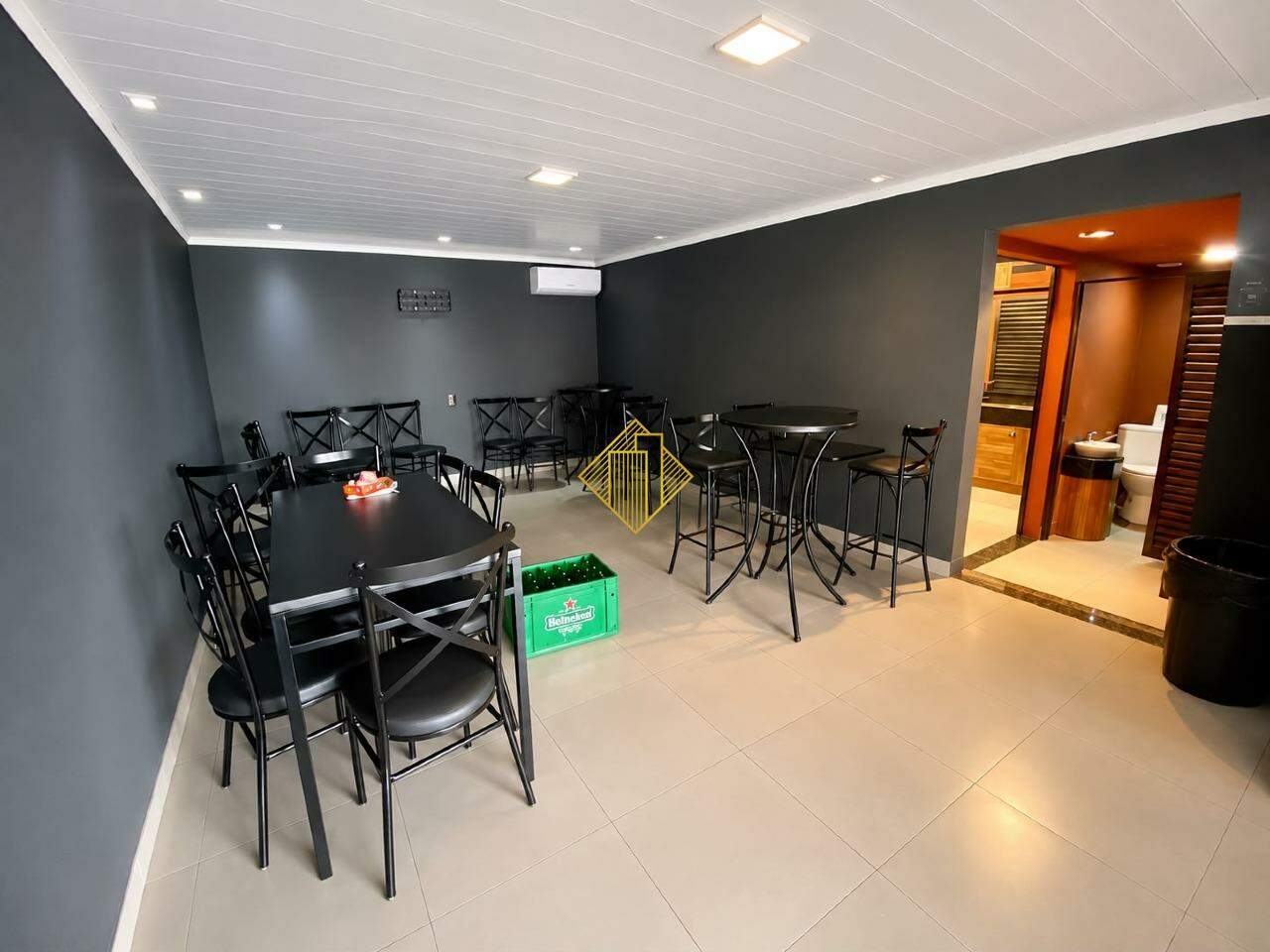 Sala Comercial para aluguel no Coqueiral: 