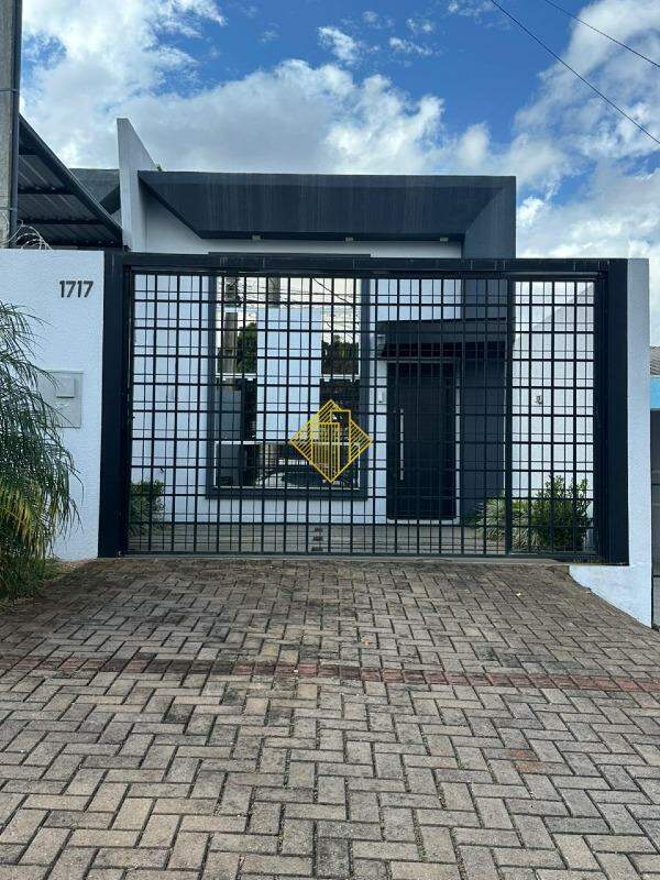 Casa à venda no Santa Felicidade: 