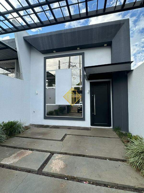 Casa à venda no Santa Felicidade: 