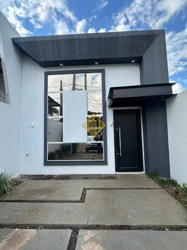 Casa à venda no Santa Felicidade: 