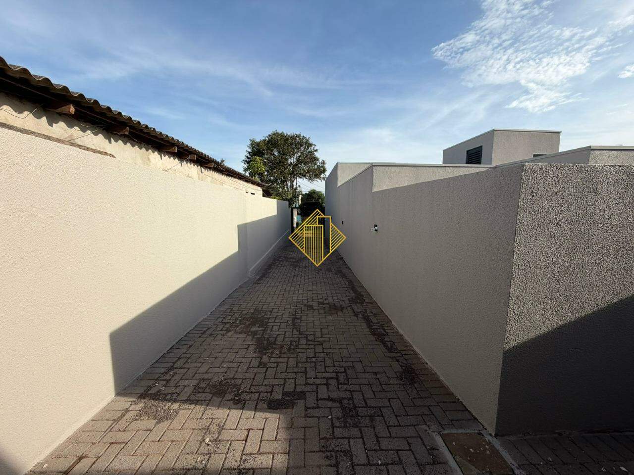 Casa à venda no Esmeralda: 