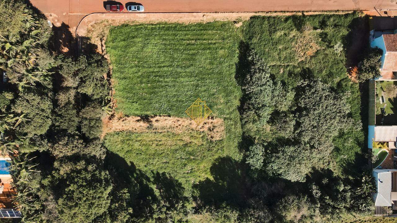 Terreno à venda no Recanto Tropical: 
