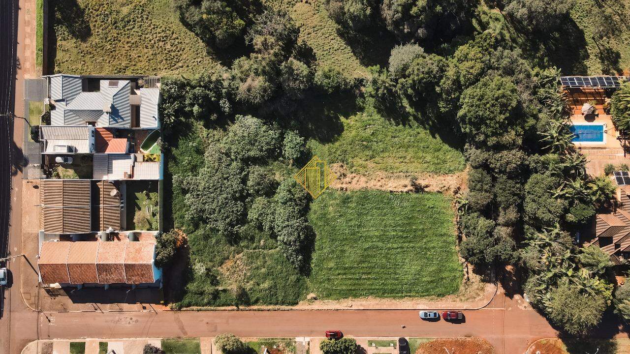 Terreno à venda no Recanto Tropical: 