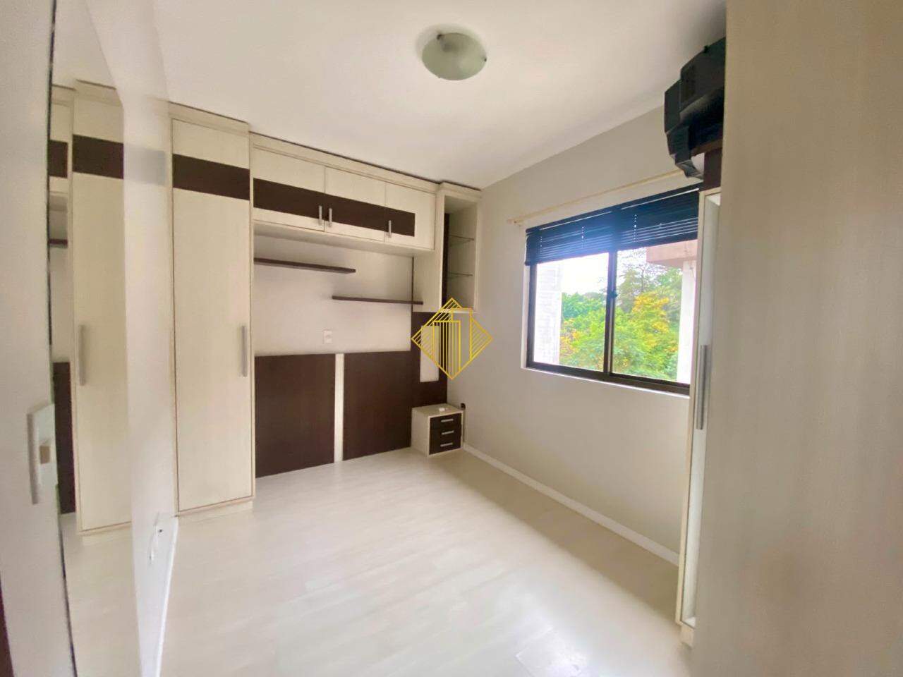Apartamento para aluguel no Country: 