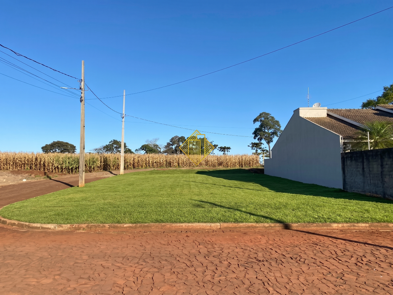 Terreno à venda no Cidade Alta: Frente