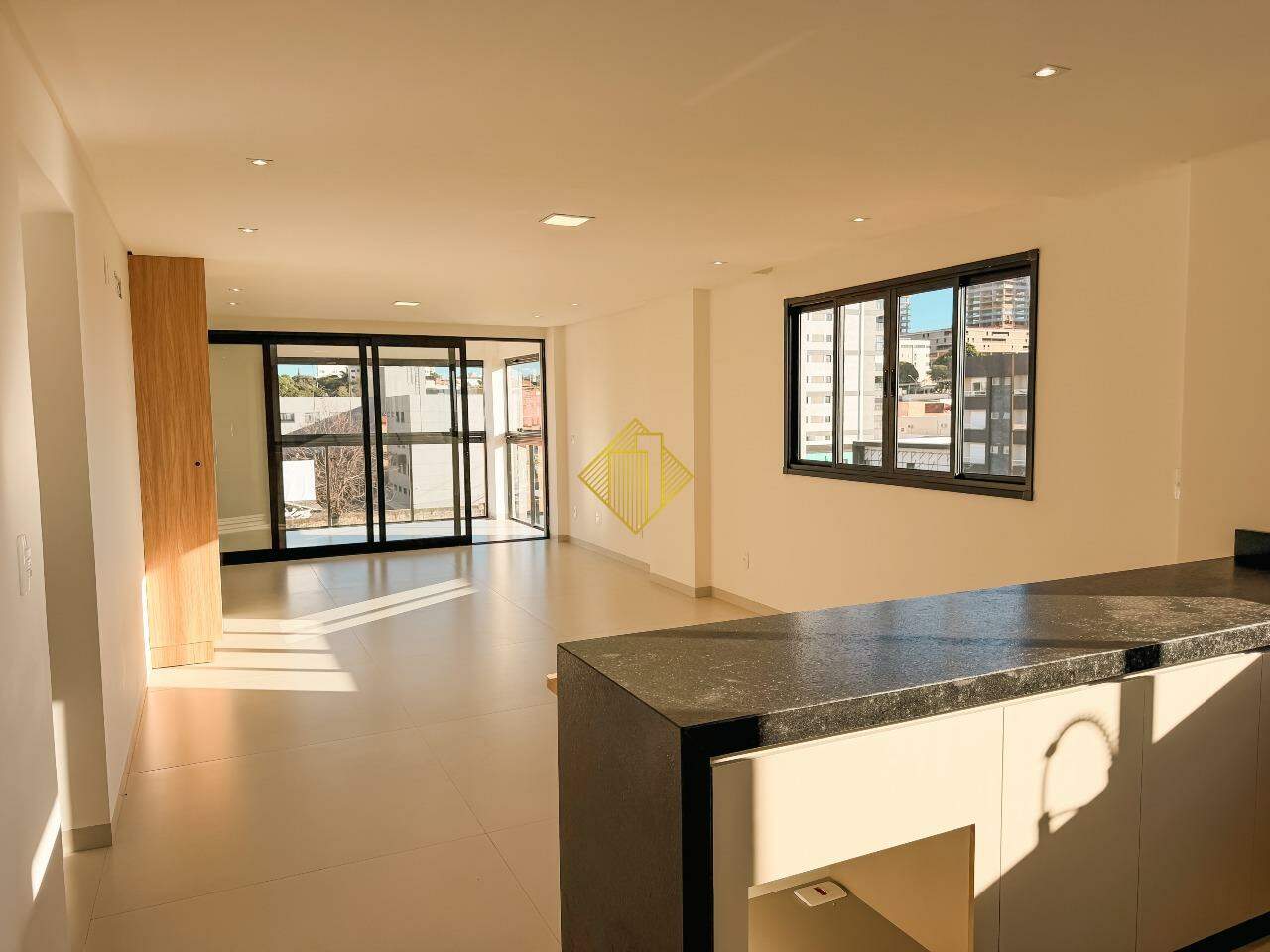 Apartamento para aluguel no Centro: 