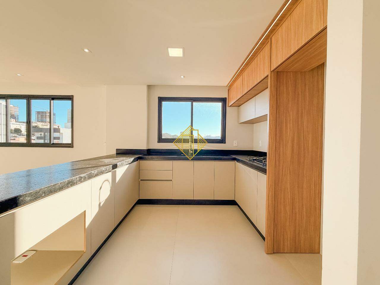 Apartamento para aluguel no Centro: 
