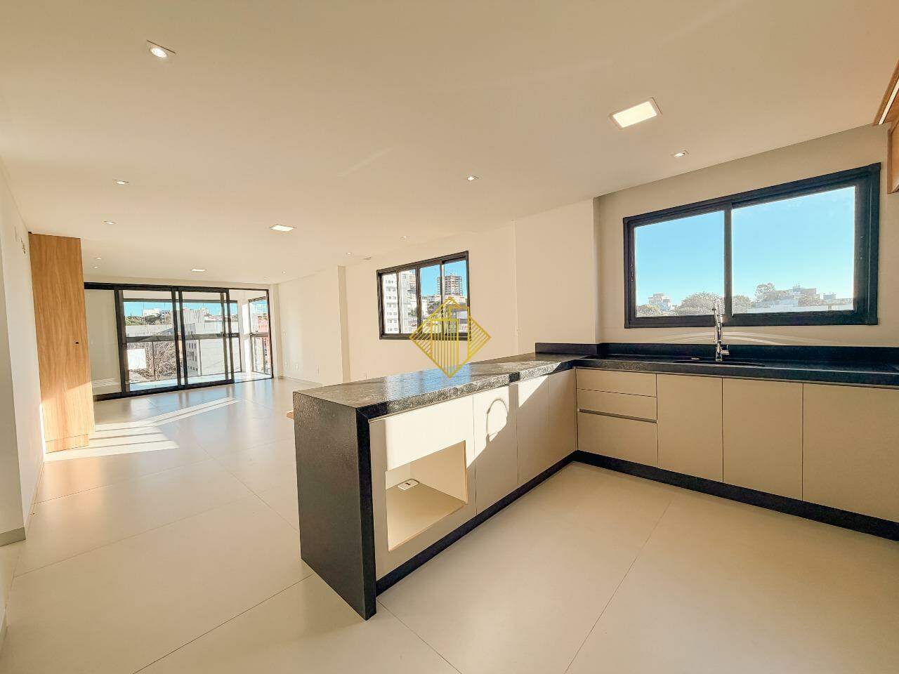 Apartamento para aluguel no Centro: 