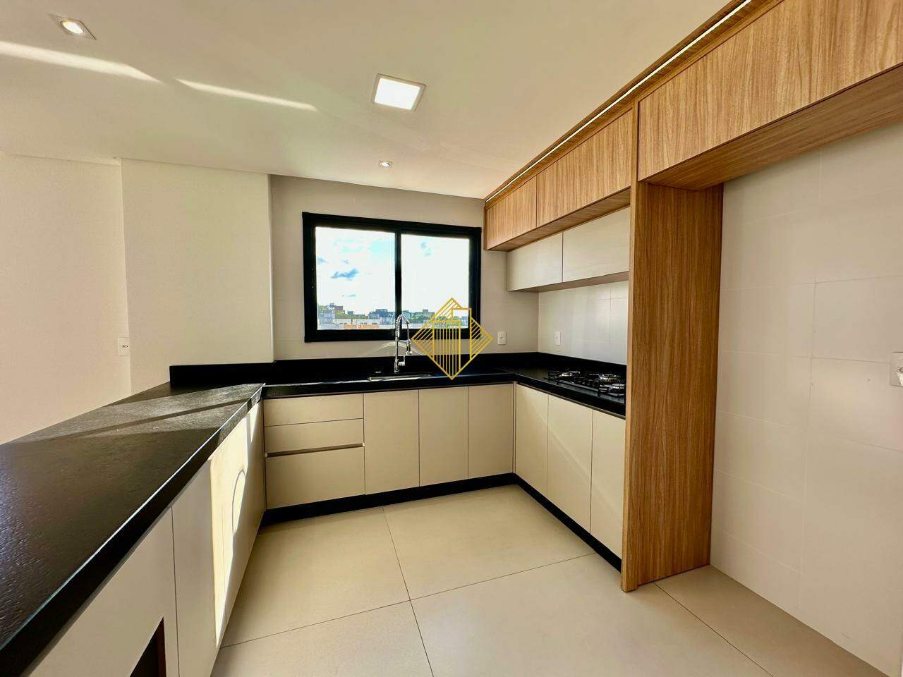 Apartamento para aluguel no Centro: 