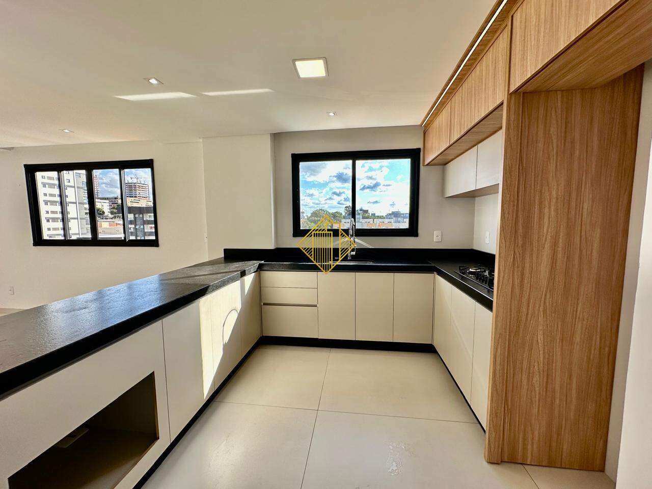 Apartamento para aluguel no Centro: 