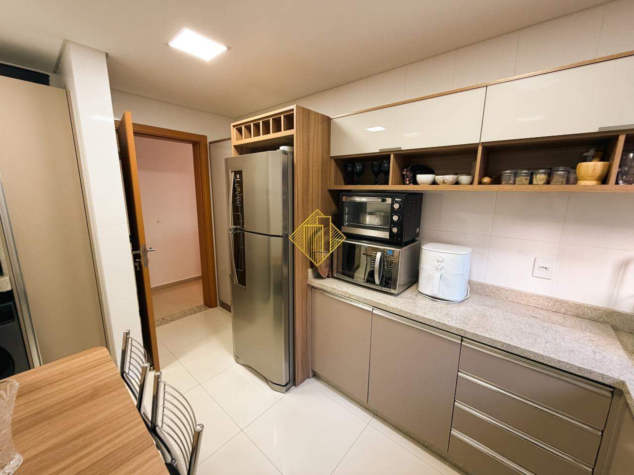 Apartamento para aluguel no Centro: 