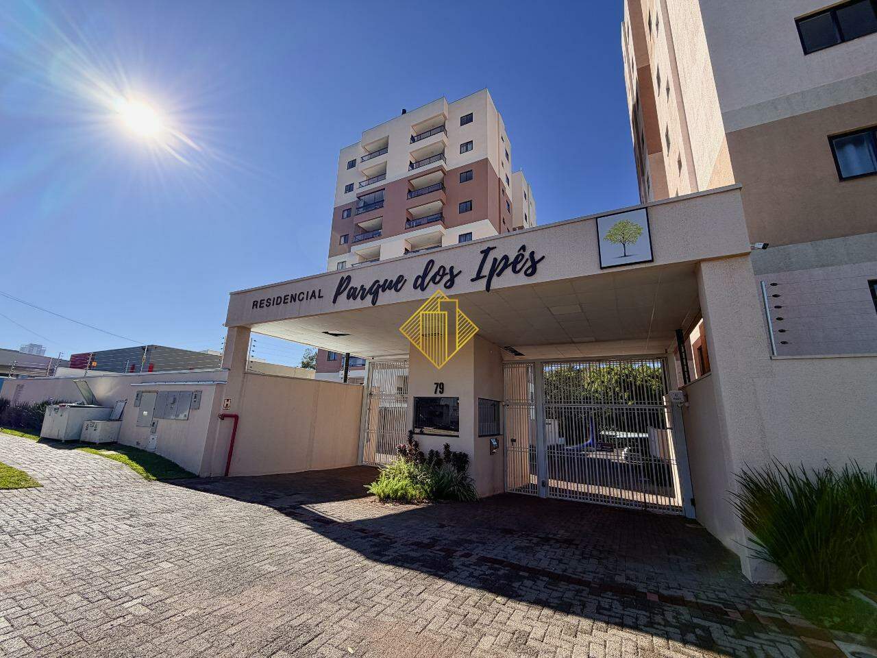 Apartamento para aluguel no Pioneiros Catarinenses: 