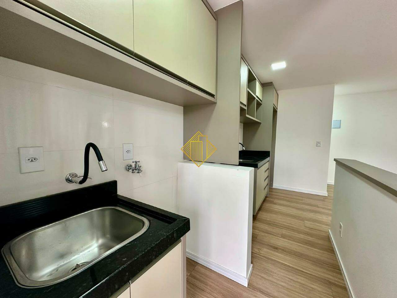 Apartamento para aluguel no Pioneiros Catarinenses: 