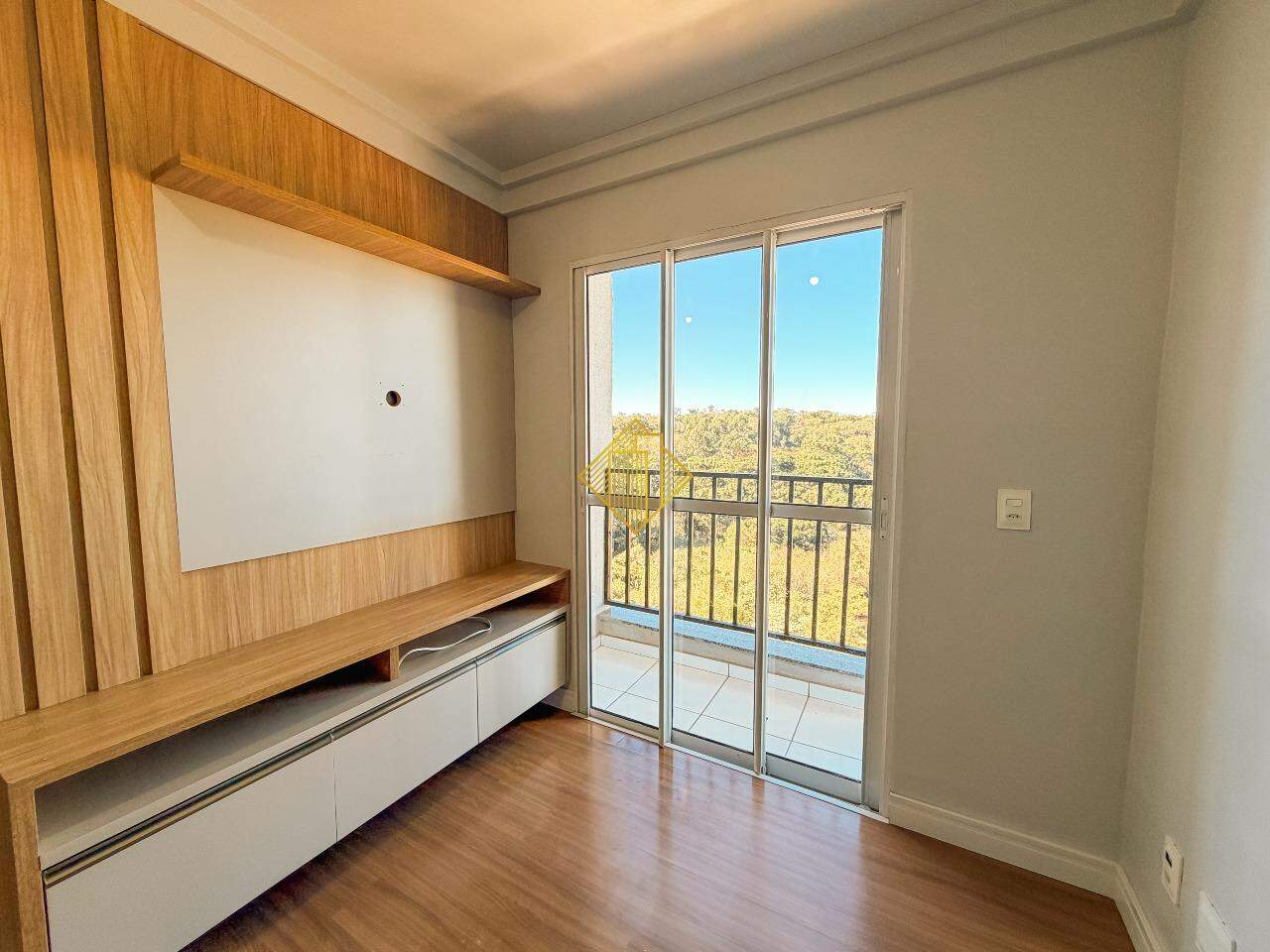 Apartamento à venda no Universitário: 