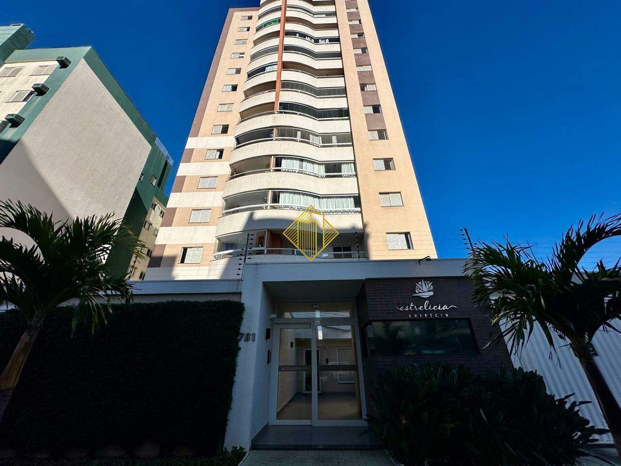 Apartamento para aluguel no Centro: 
