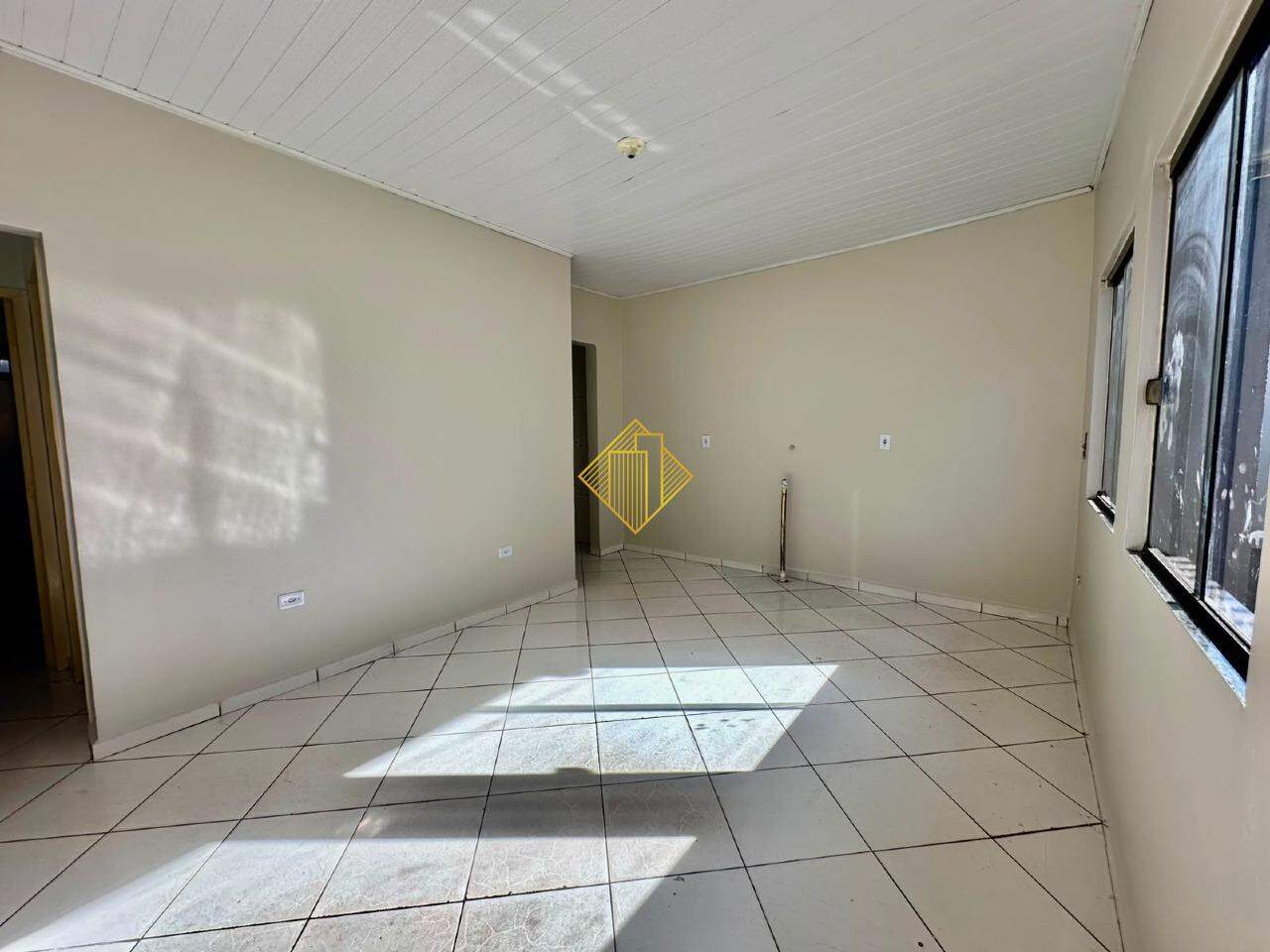 Casa para aluguel no Coqueiral: SALA