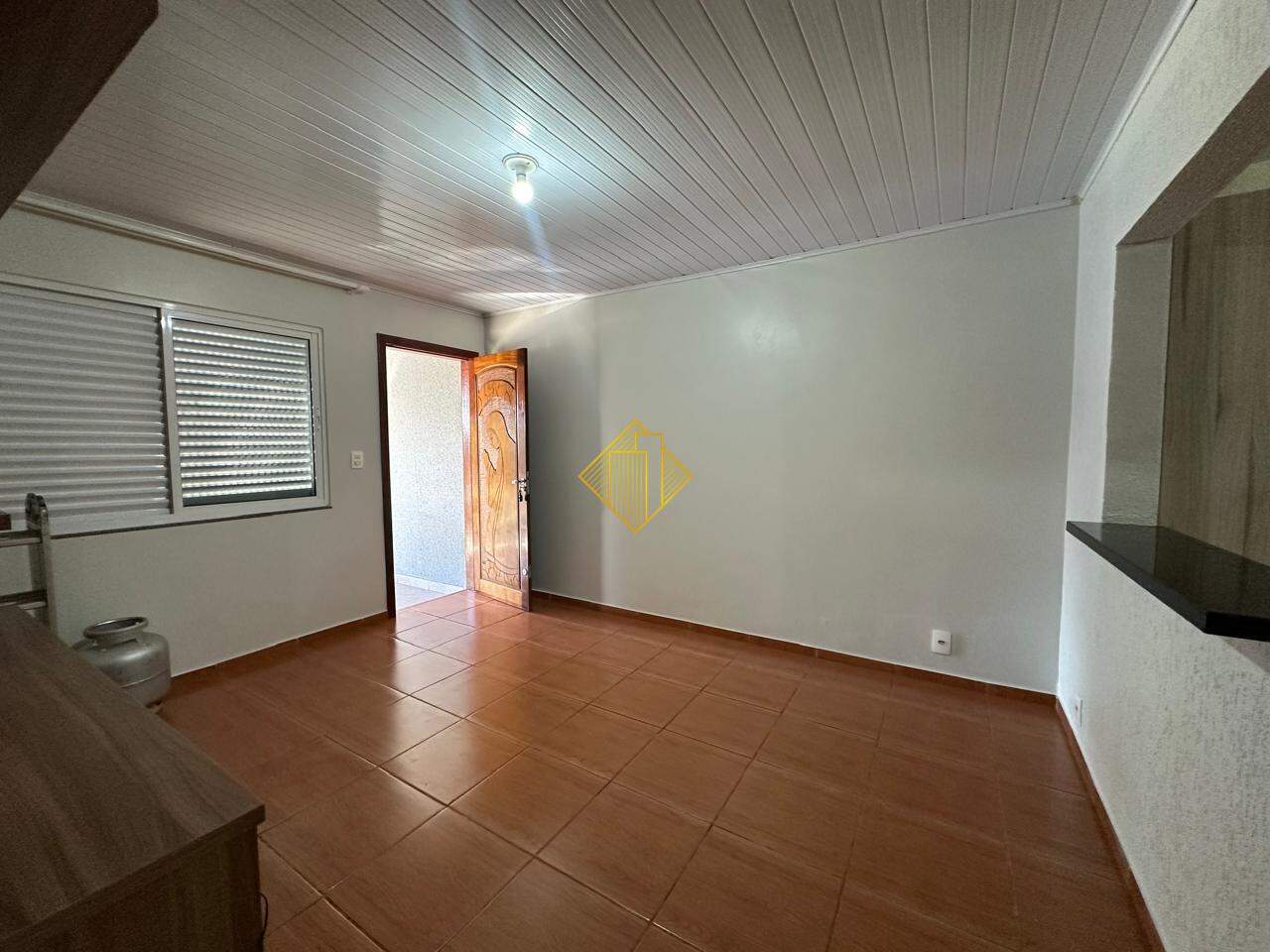 Casa para aluguel no Santa Felicidade: 