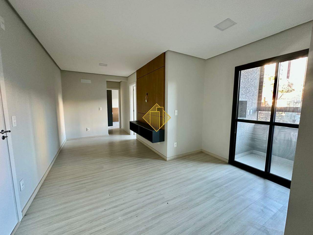 Apartamento para aluguel no Centro: 