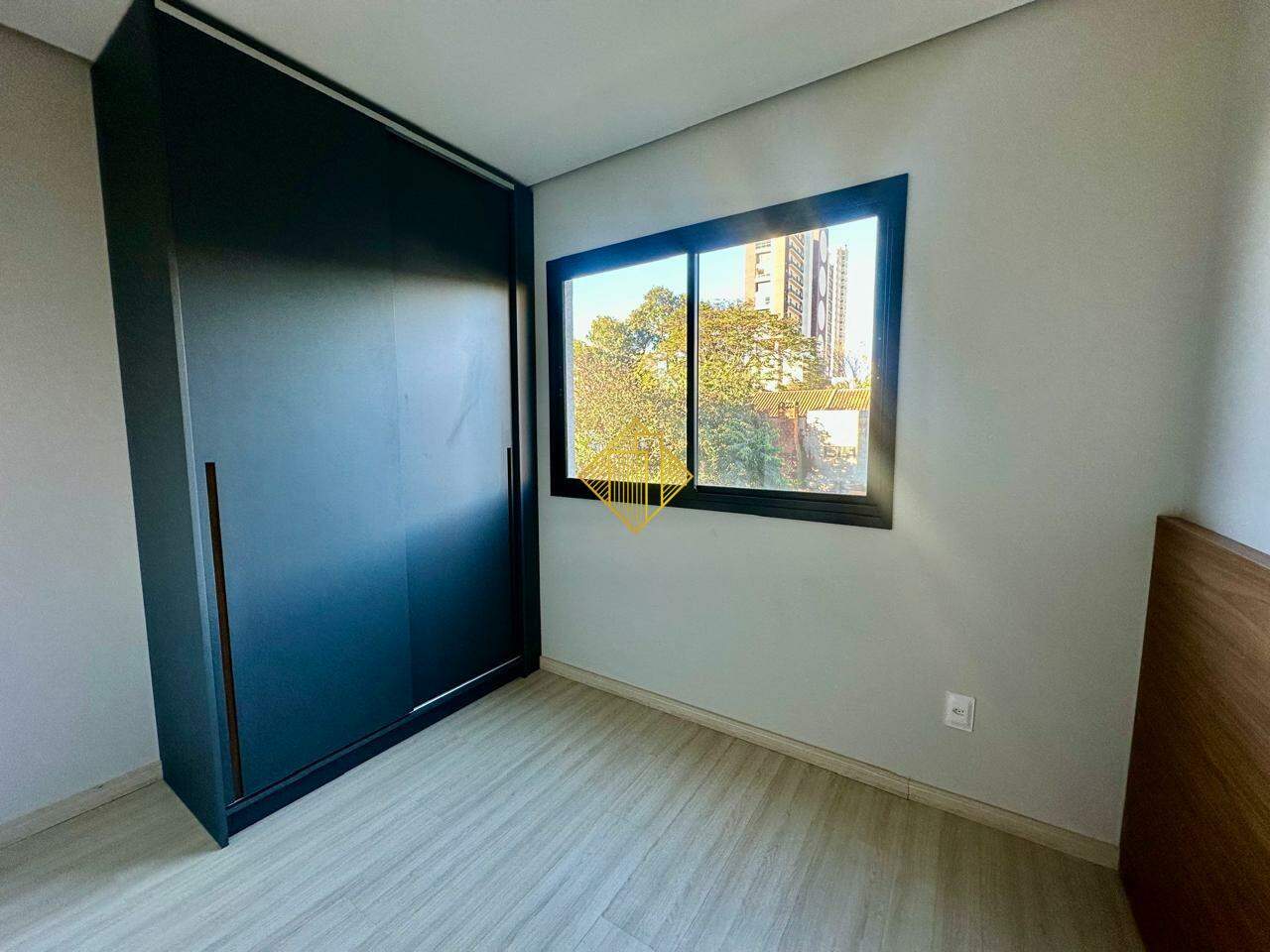 Apartamento para aluguel no Centro: QUARTO