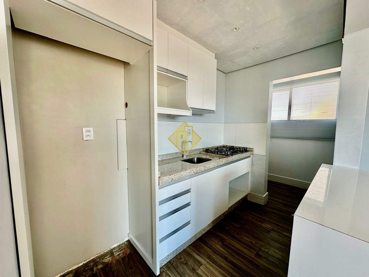 Apartamento para aluguel no Centro: 