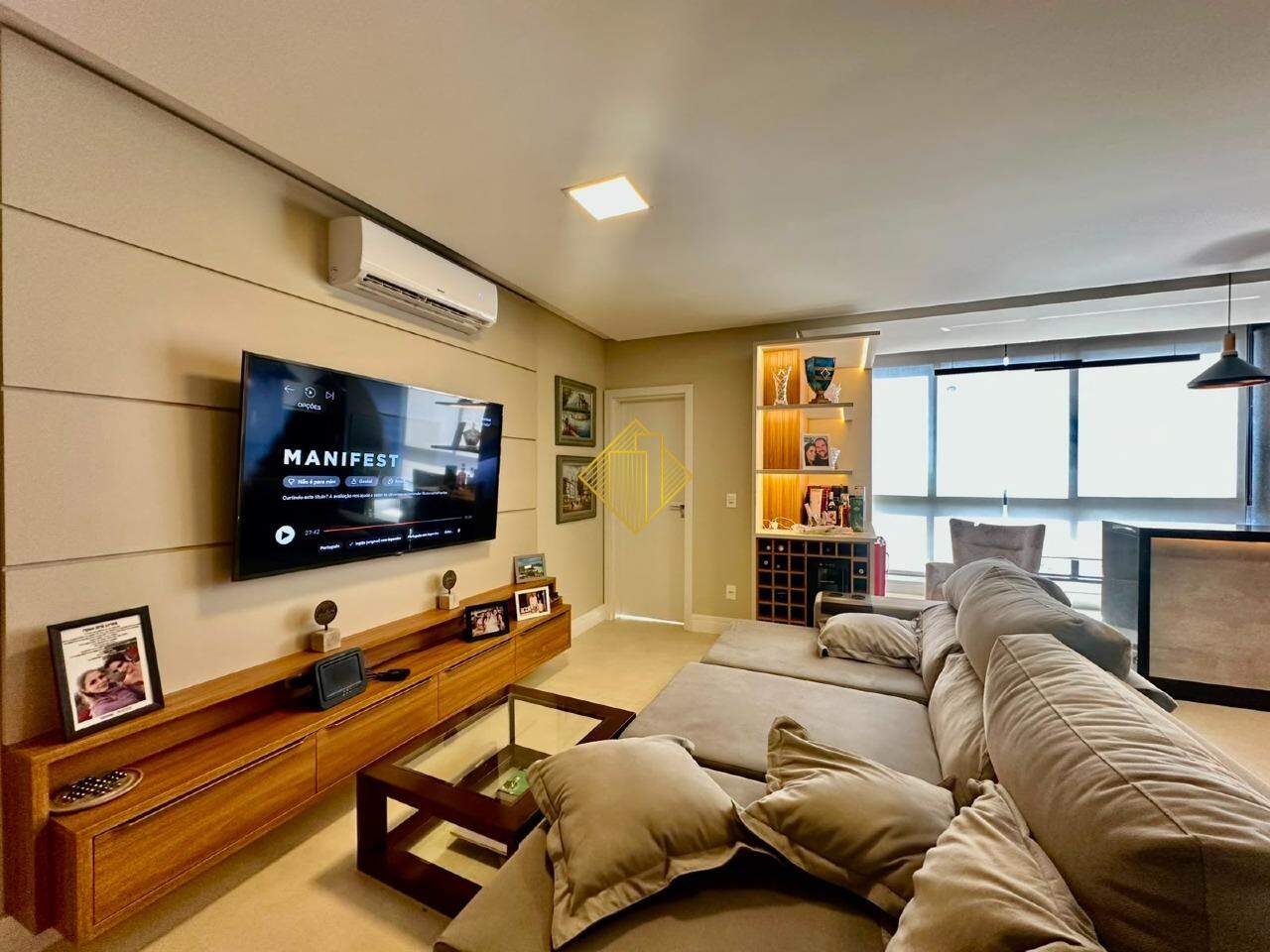 Apartamento para aluguel no Centro: 