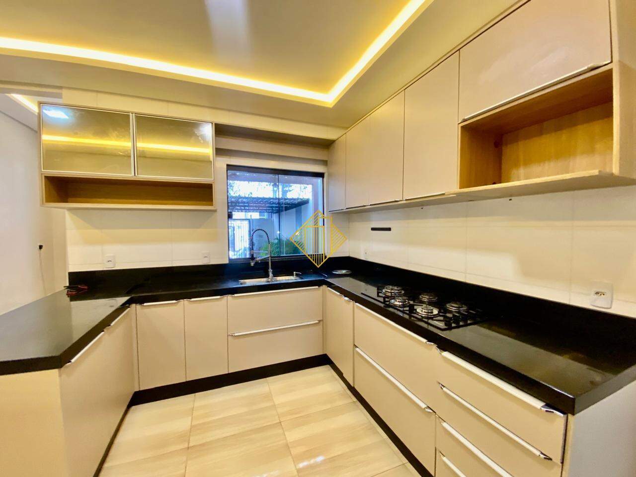 Casa para aluguel no Cascavel Velho: 