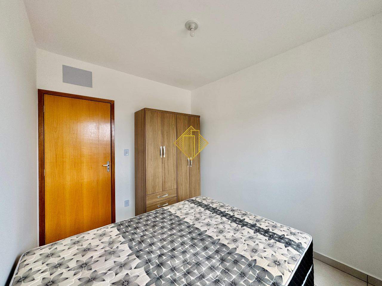 Apartamento à venda no Santa Cruz: 