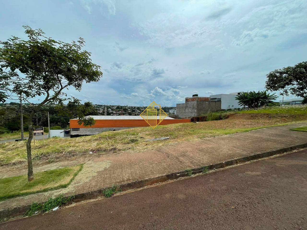 Lote à venda no Jardim Veredas: 