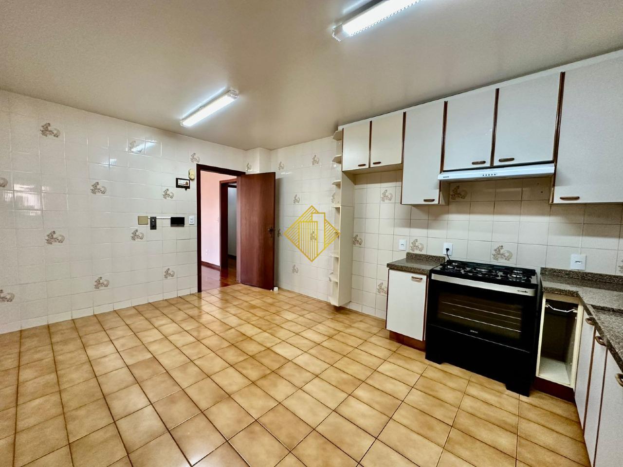 Apartamento para aluguel no Centro: 