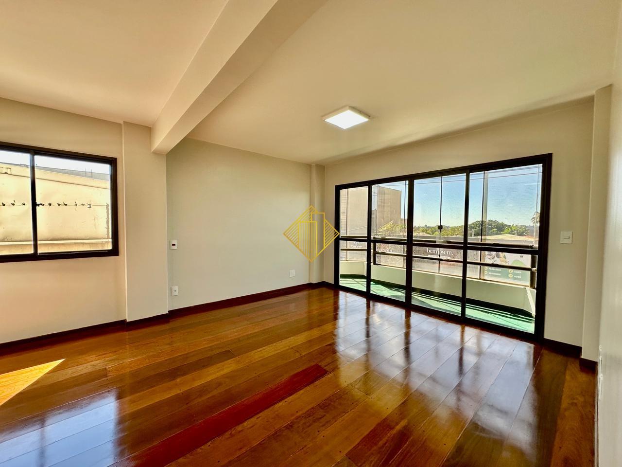 Apartamento para aluguel no Centro: 
