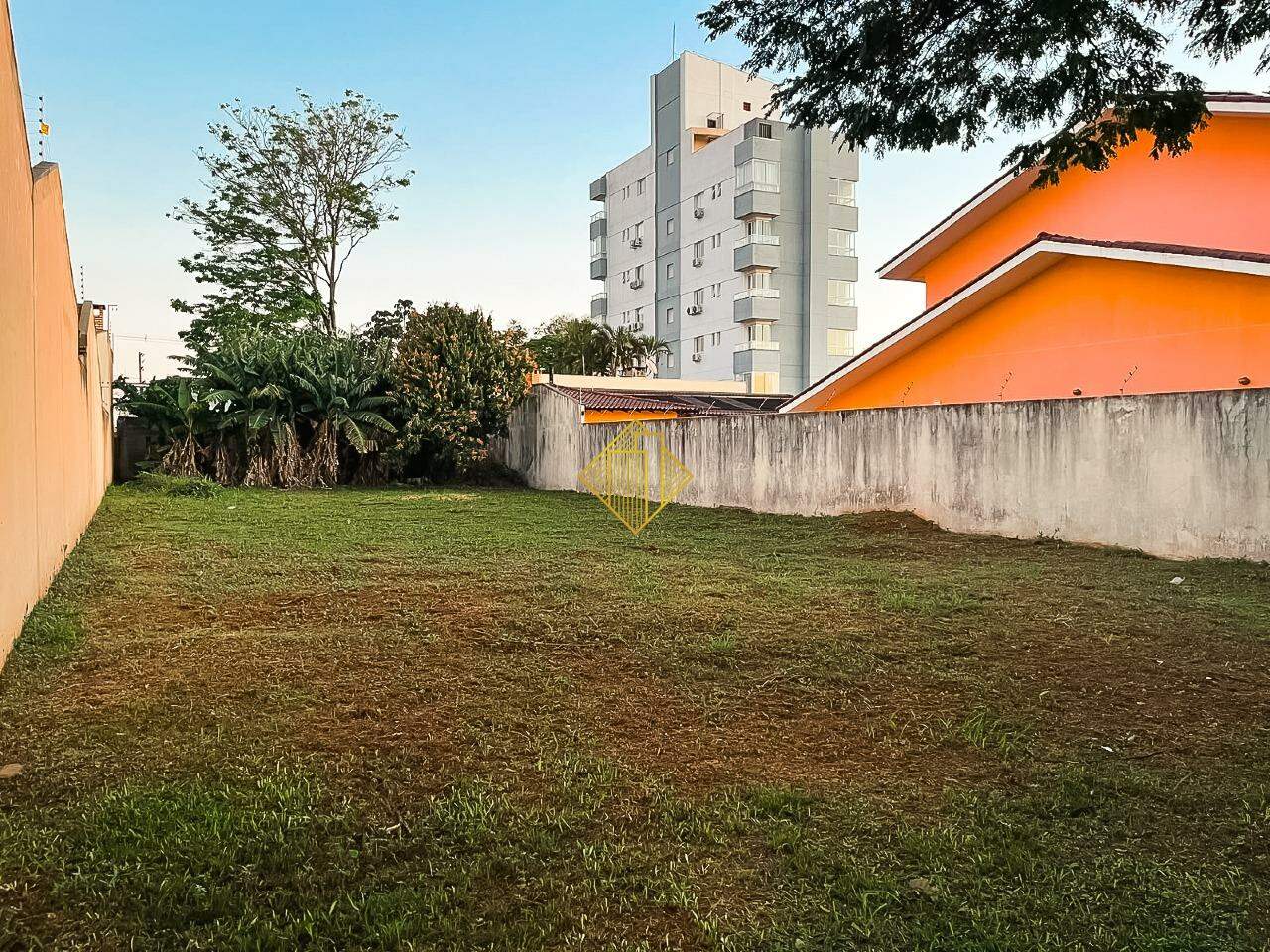 Lote à venda no Lancaster: 