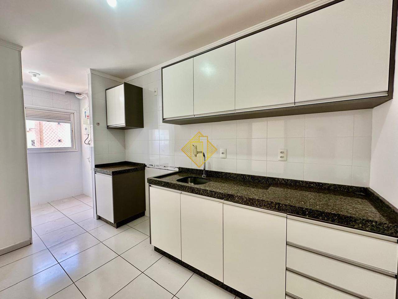 Apartamento para aluguel no Centro: 
