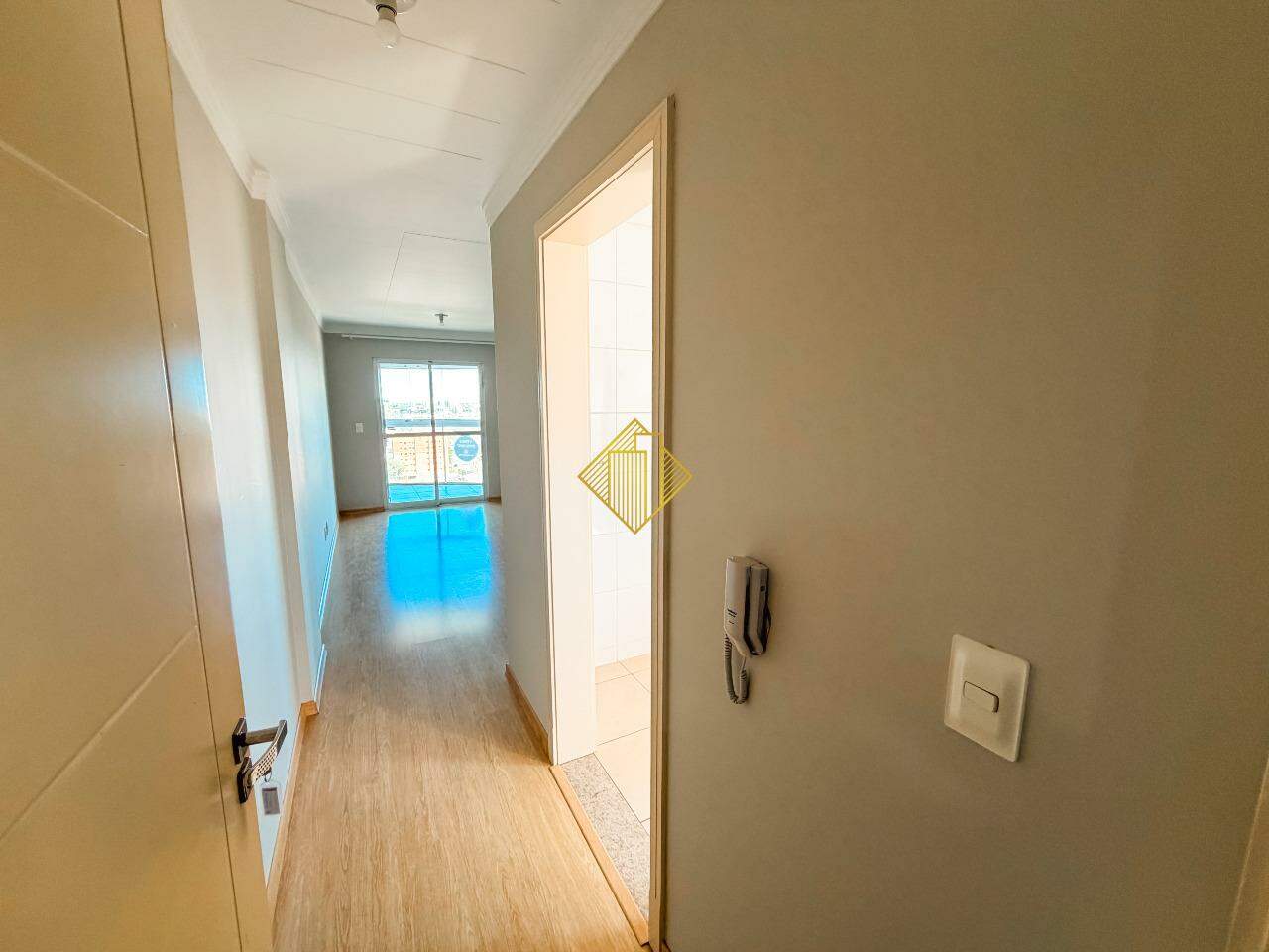 Apartamento à venda no Coqueiral: 