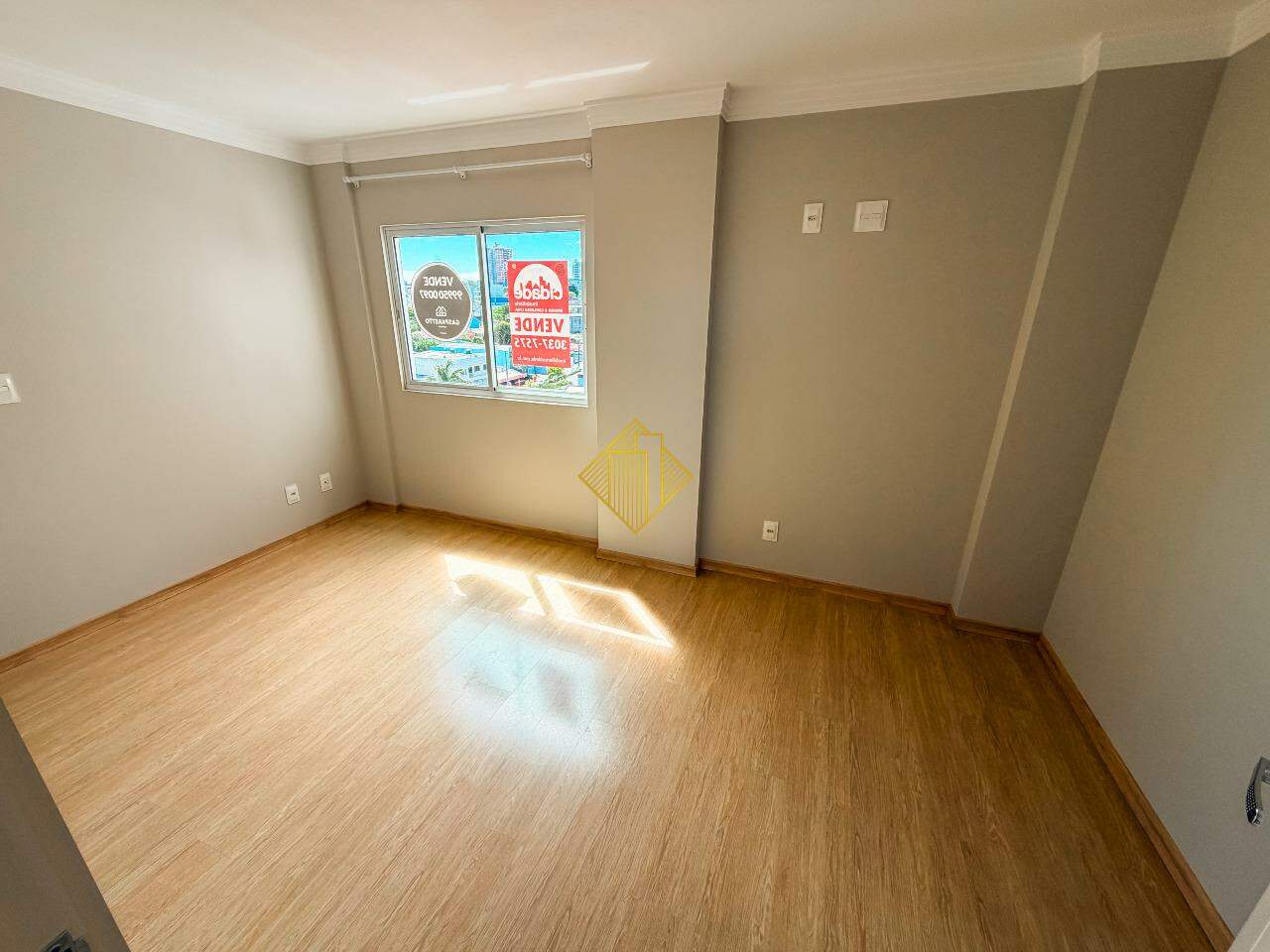 Apartamento à venda no Coqueiral: 