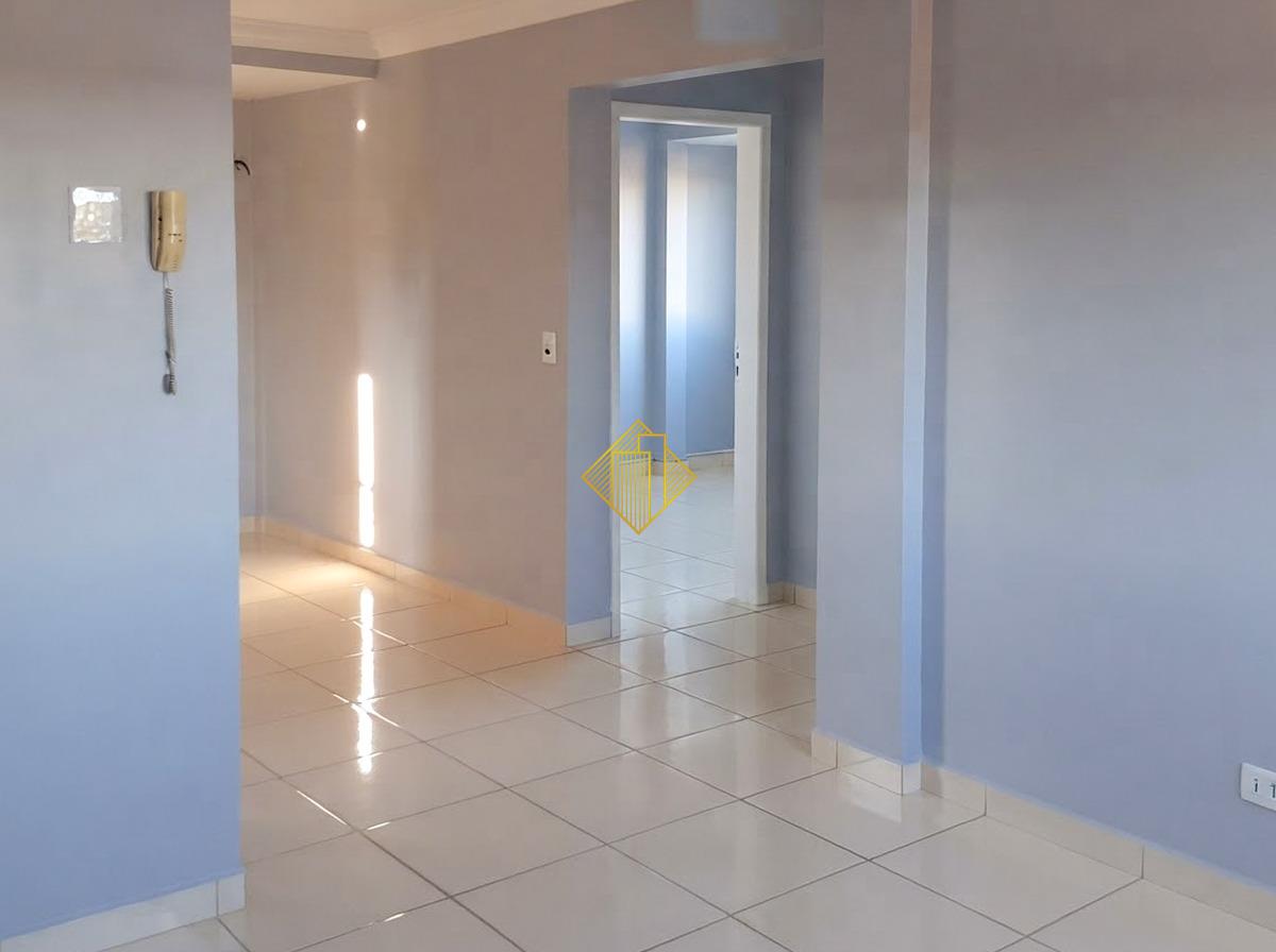 Apartamento à venda no Santa Cruz: 