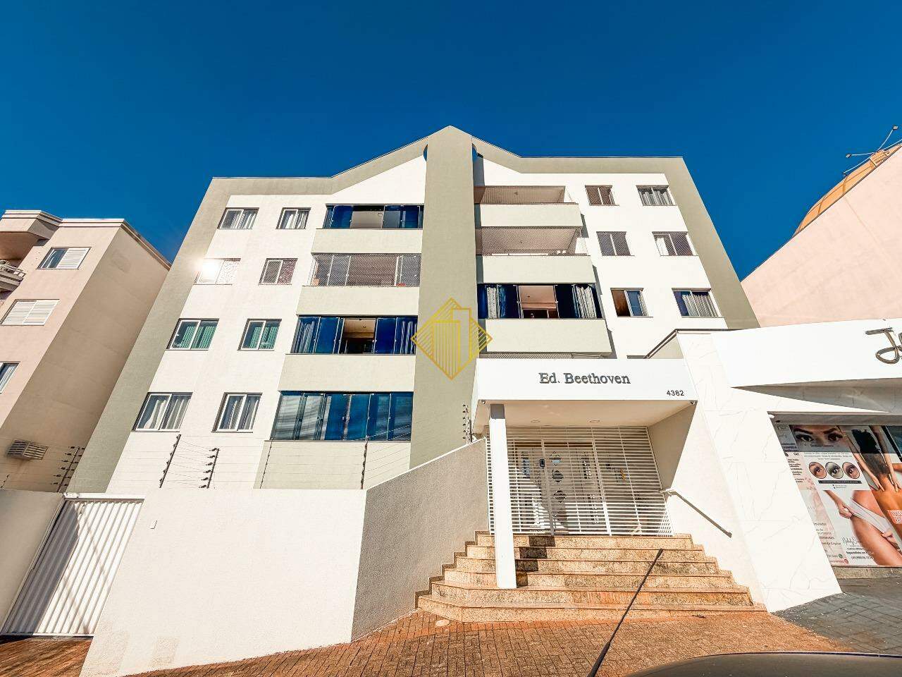 Apartamento para aluguel no Centro: 