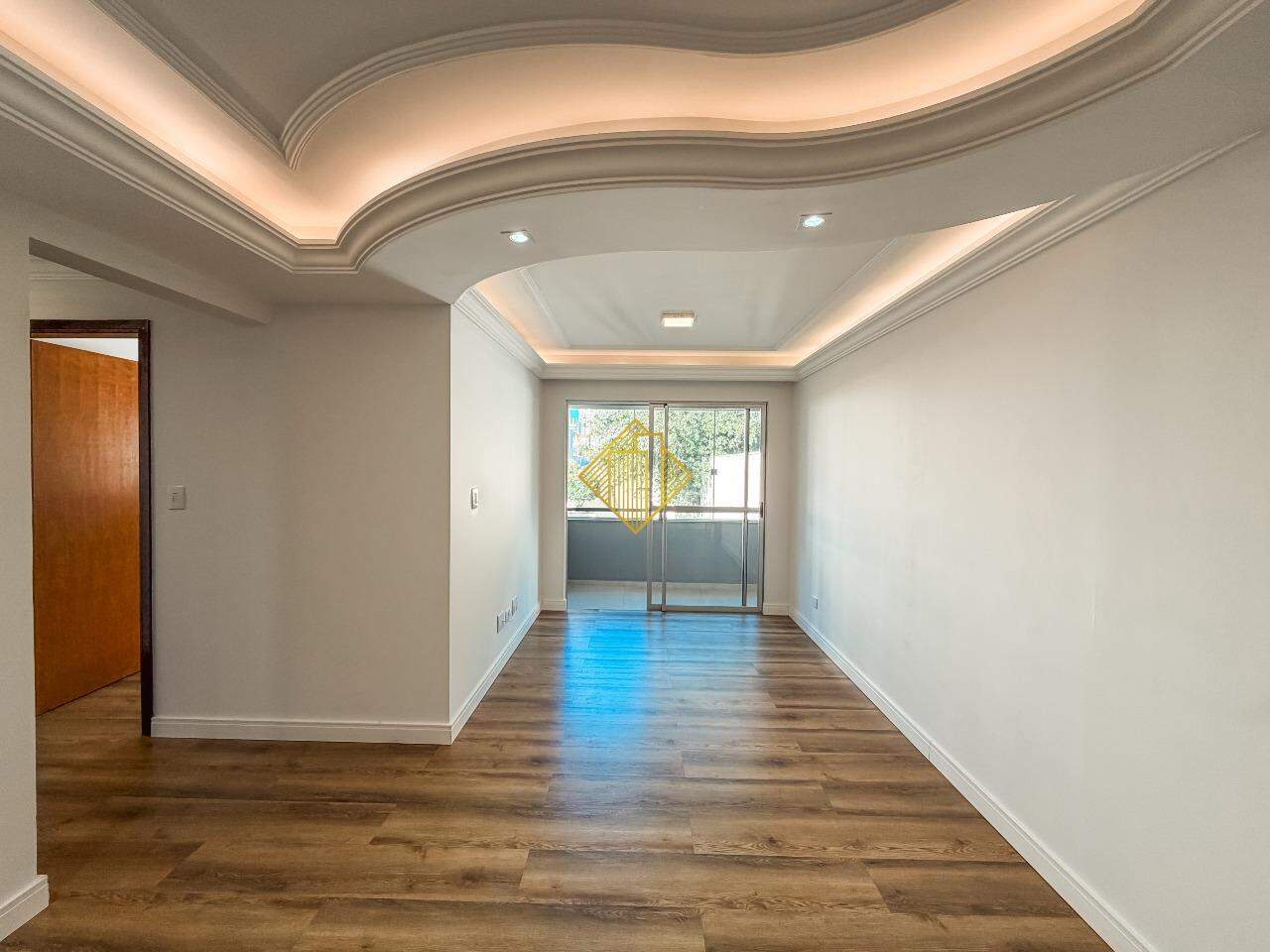Apartamento para aluguel no Centro: 