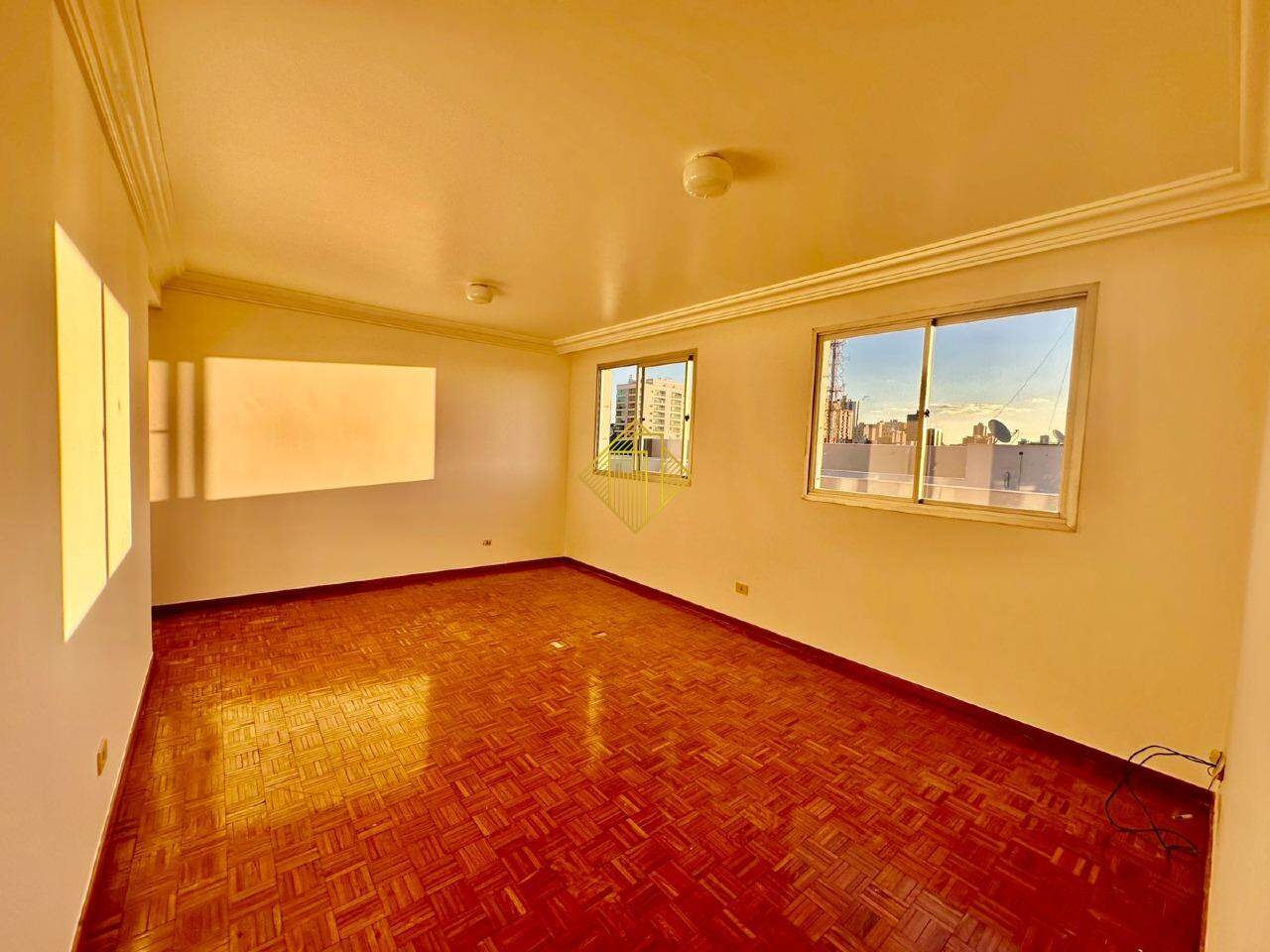 Apartamento para aluguel no Centro: 